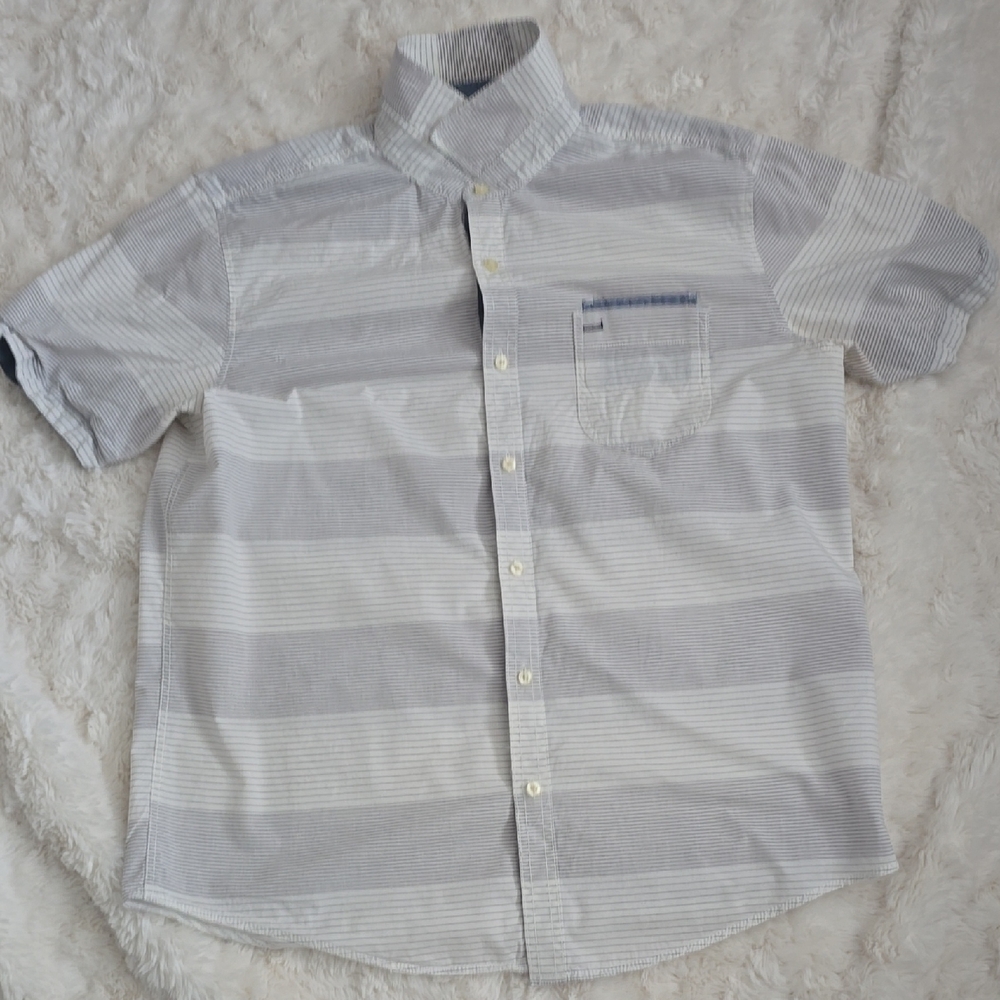 Men's Striped Gray Shirt
